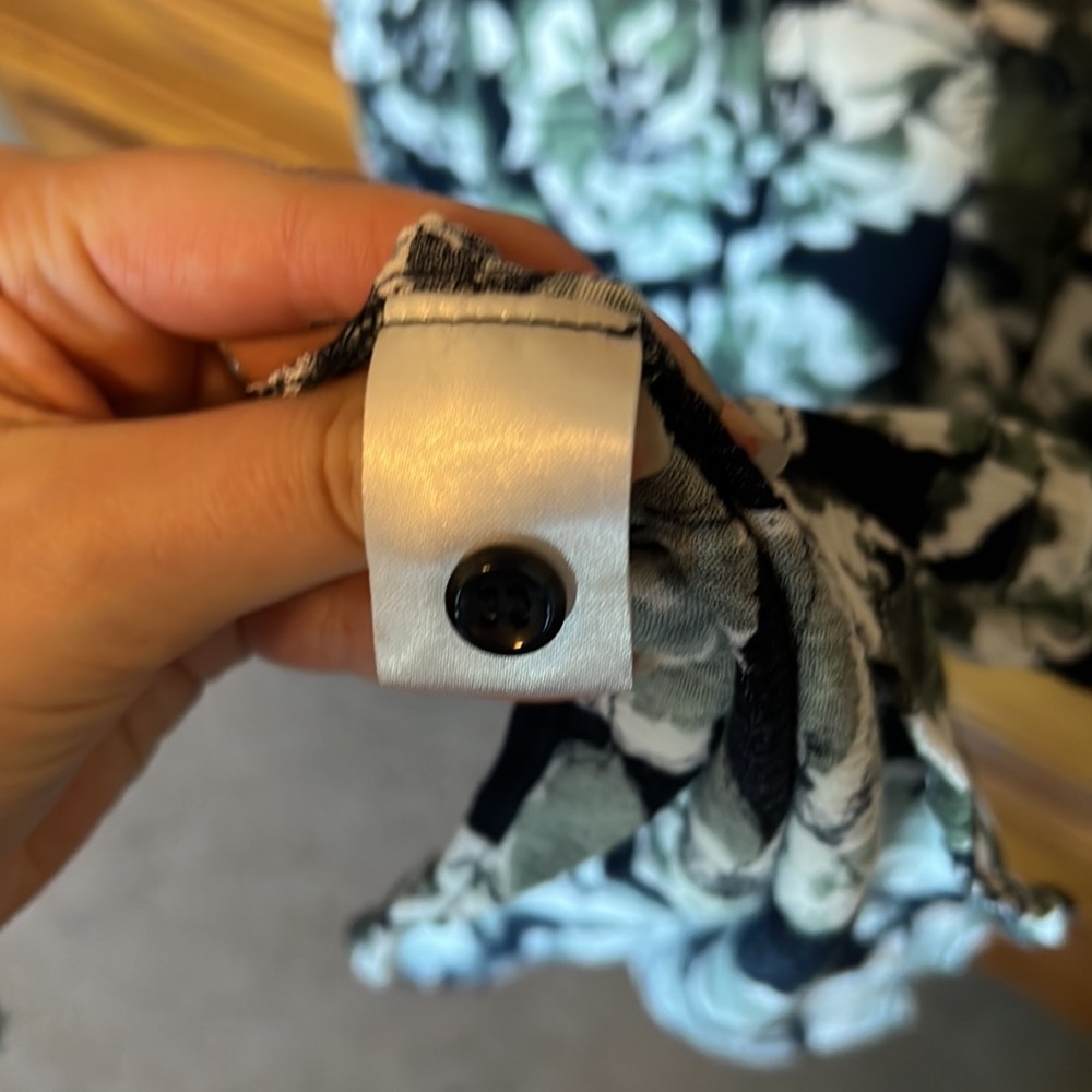Stitch Fix Fun2Fun blouse - Picture 5 of 5